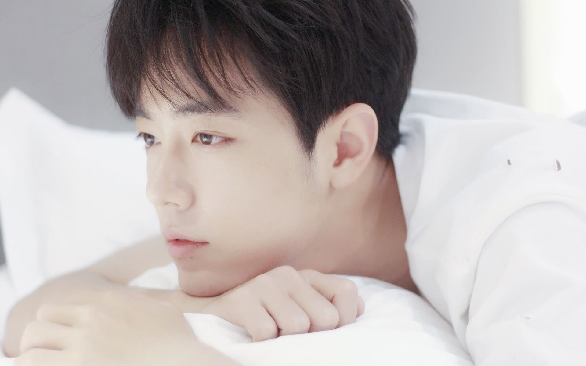 _山野越野车:穿越荒原的速度与激情_,越野车在山地里越野的视频